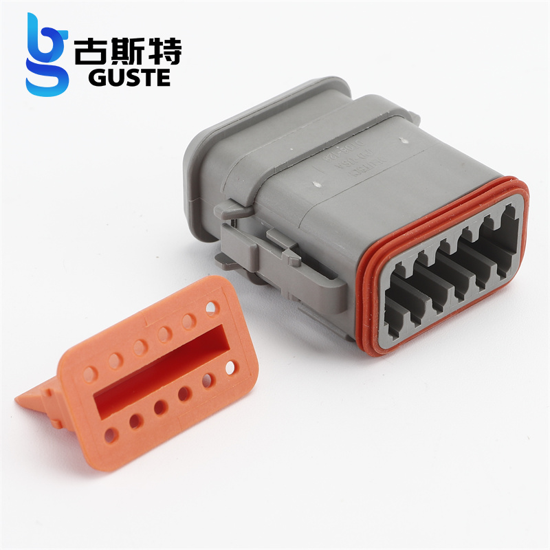 DT06-12SA-E008