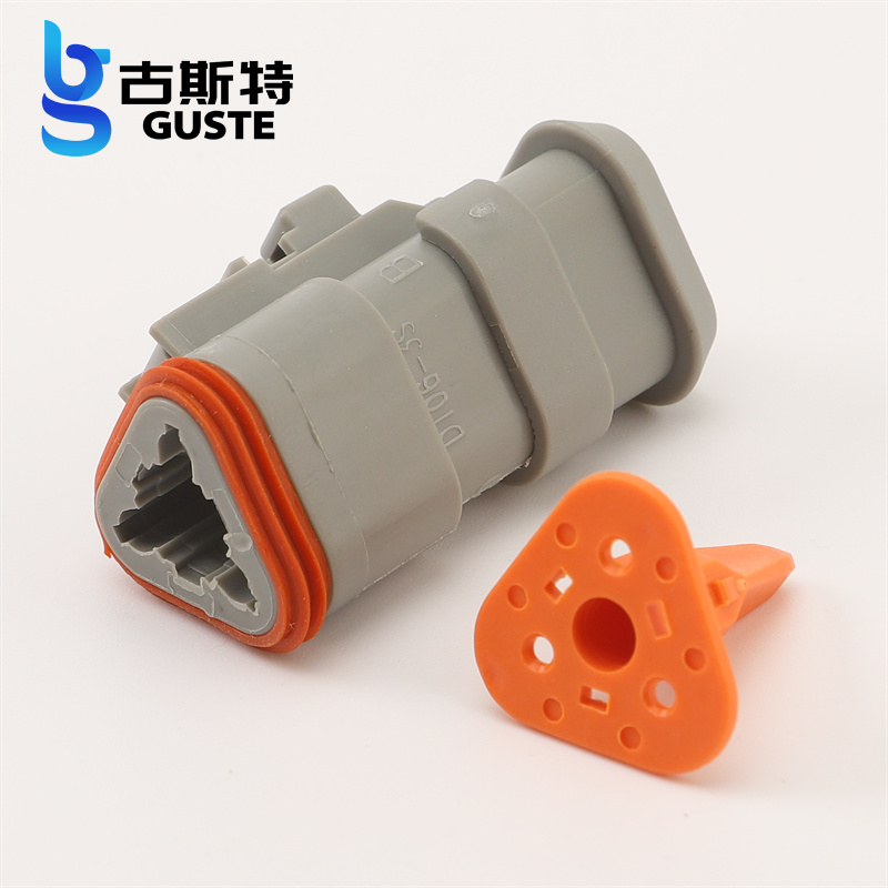 DT06-3S-E008